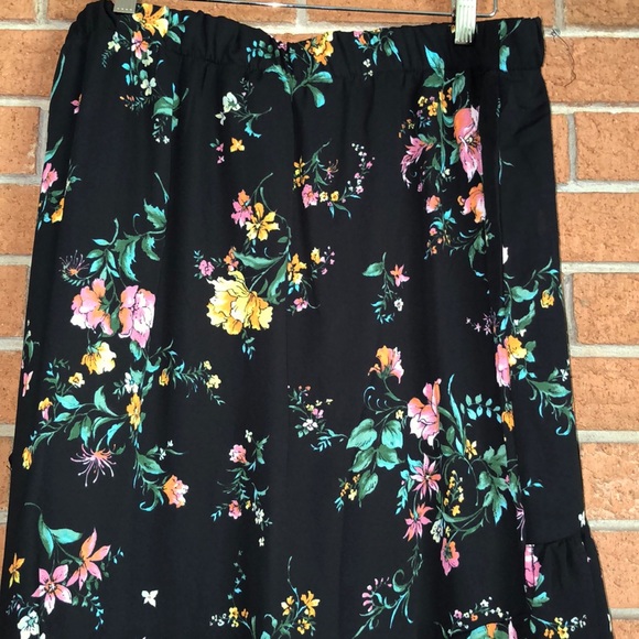 🖤ALISON ANDREWS🖤TIERD FLORAL ASYMMETRICAL SKIRT - Picture 6 of 7